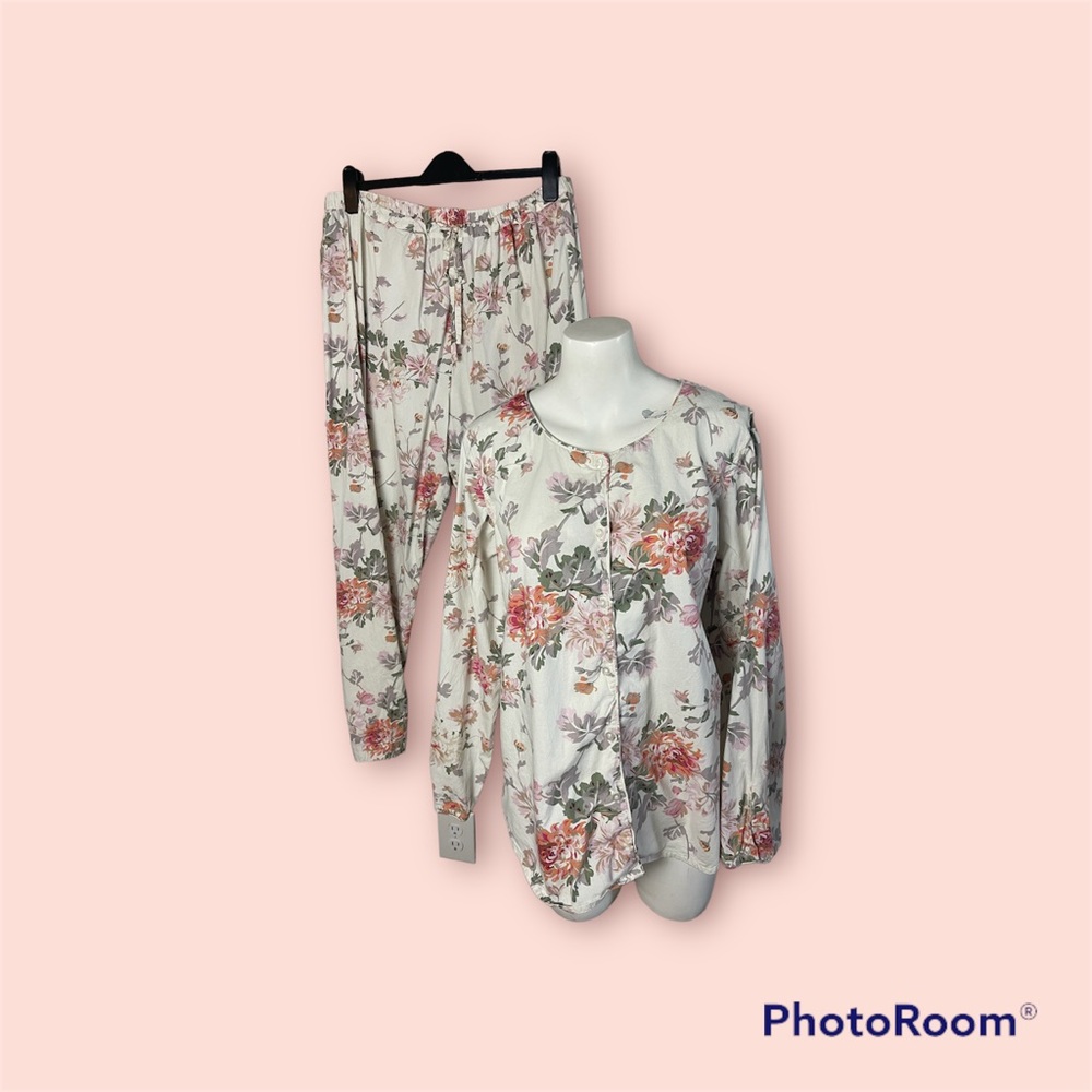 Pine Cone Hill Fine Linens Floral Pajama Set large top extra large bottoms